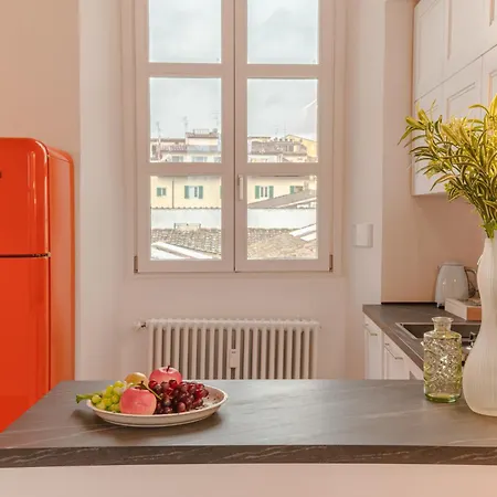 The Place To Be Apartment
