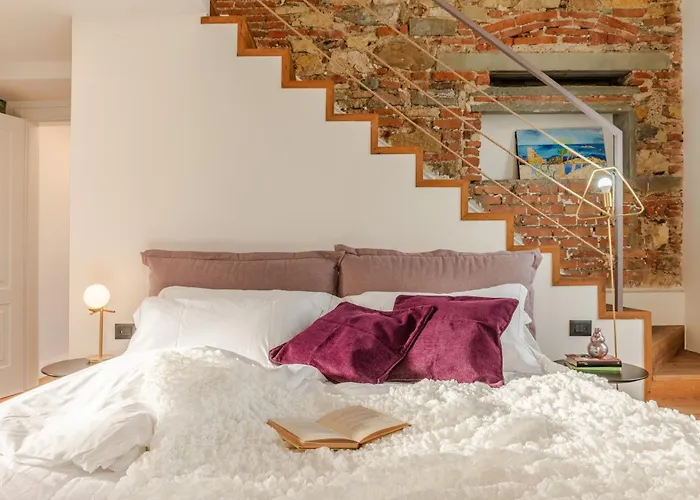 The Place To Be فلورنس